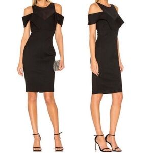 Elliatt Black Off-Shoulder Pencil Apparition Bardot Dress Size XSmall Never Worn
